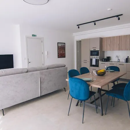 The Valley Collection - B19 Apartment