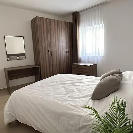 The Valley Collection - B19 *